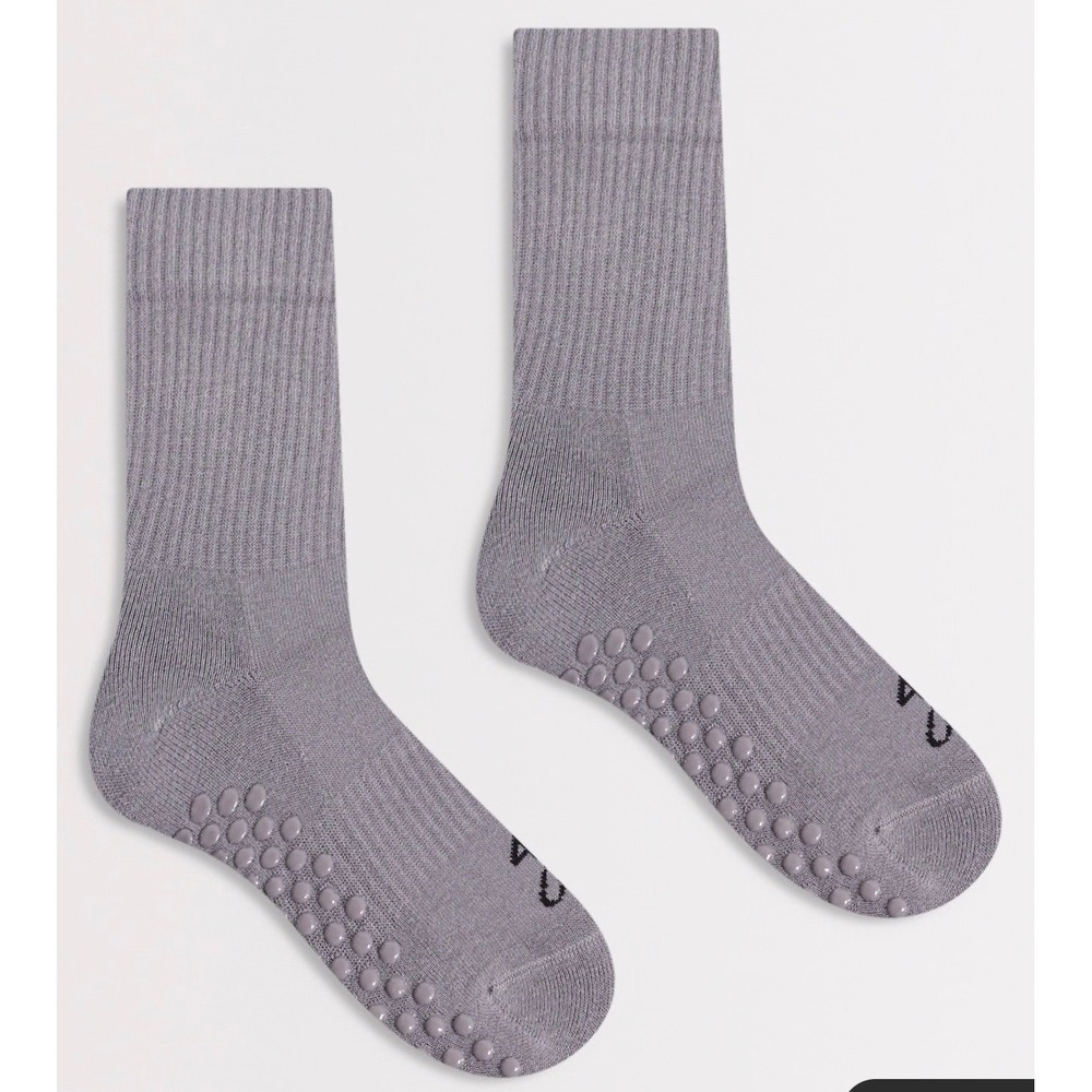 ASOS 4505 Icon Non-Slip Grip Pilates Crew Socks 2-Pack Ash – Large (8–12) – NWT